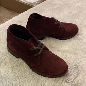 Bottega Veneta  Burgundy Suede Chukka Boots, US5